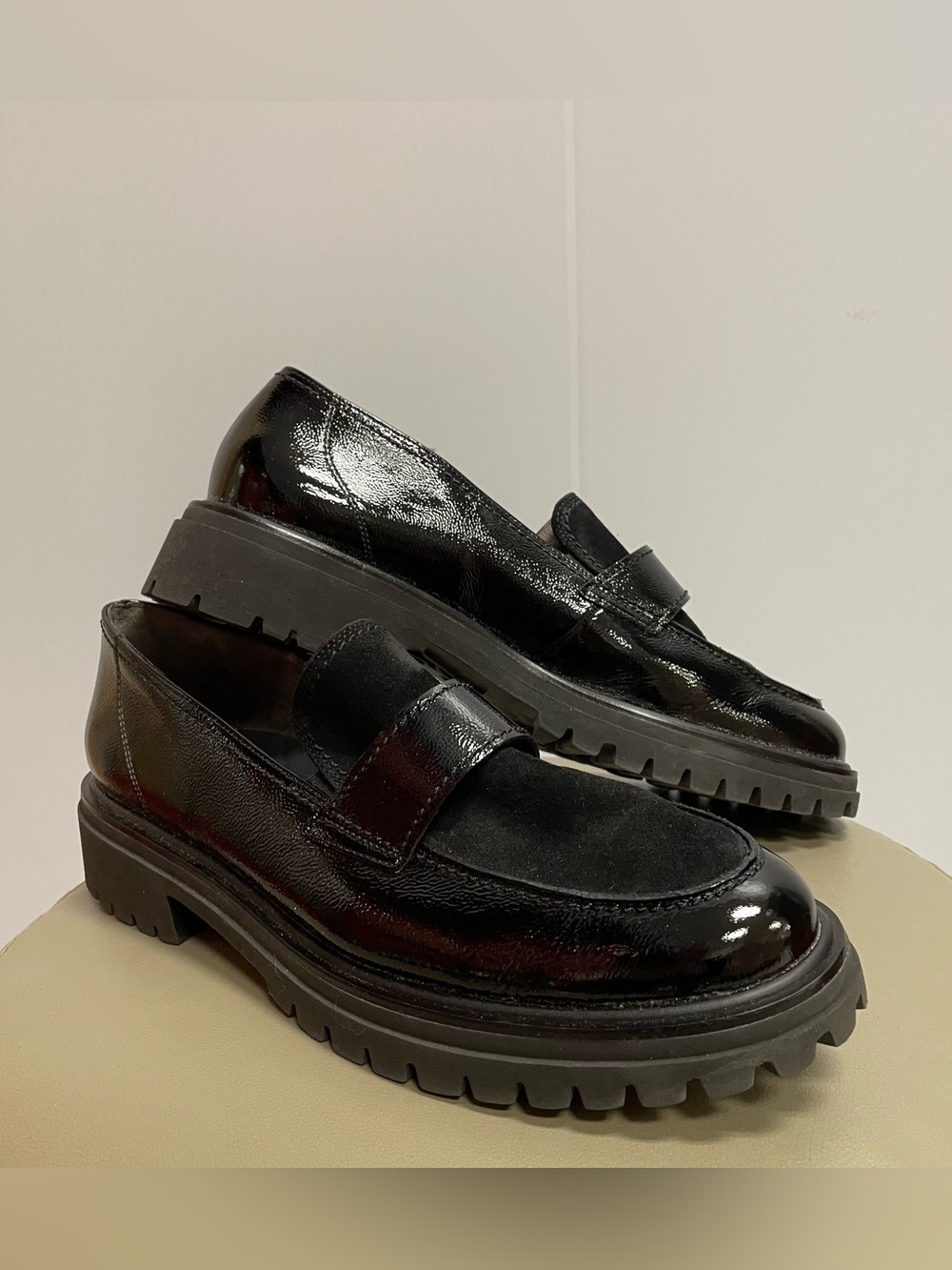PAUL GREEN BLACK LEATHER & SUEDE CHUNKY LUG SOLE SZ 8.5